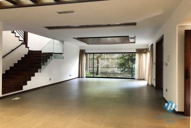 A spacious, modern villa for rent in Vuon Dao Compound